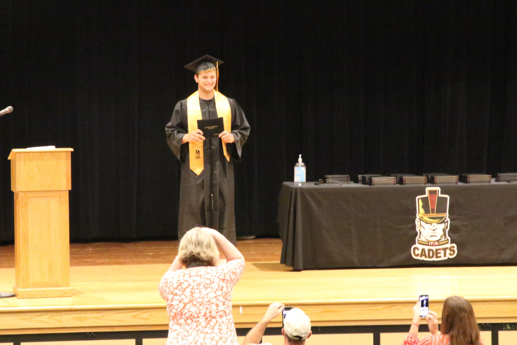 IFA_Grad1623.JPG